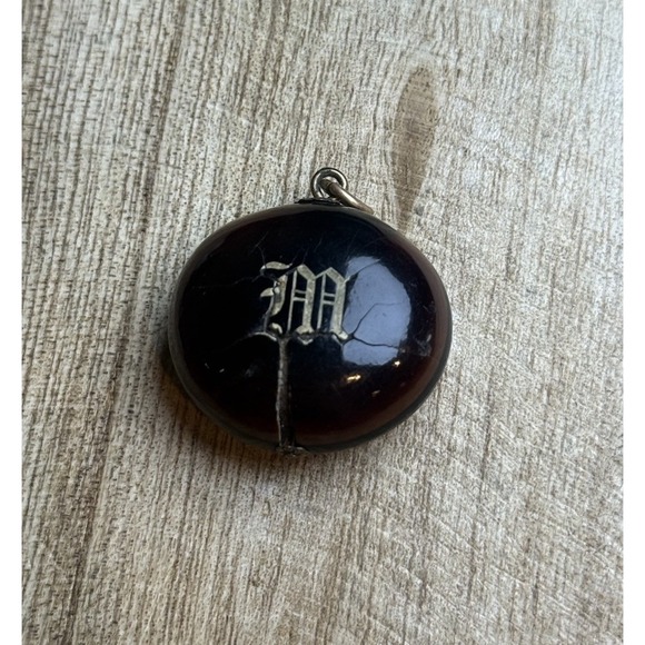 Antique Pocket Compass Pendant Charm Monogrammed "M" – Cracked Case - As Is - Picture 2 of 7